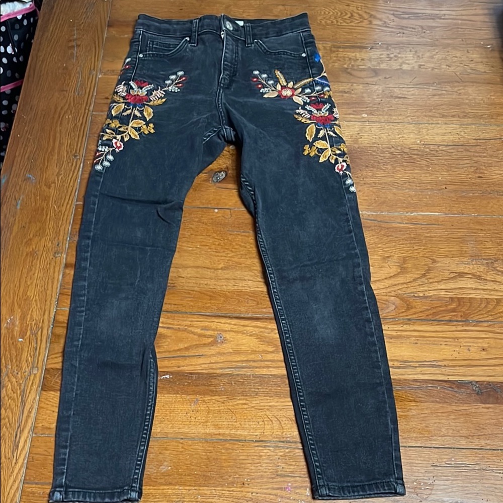 Topshop Moto Jamie Black Skinny Jeans with Floral Embroidery size 26